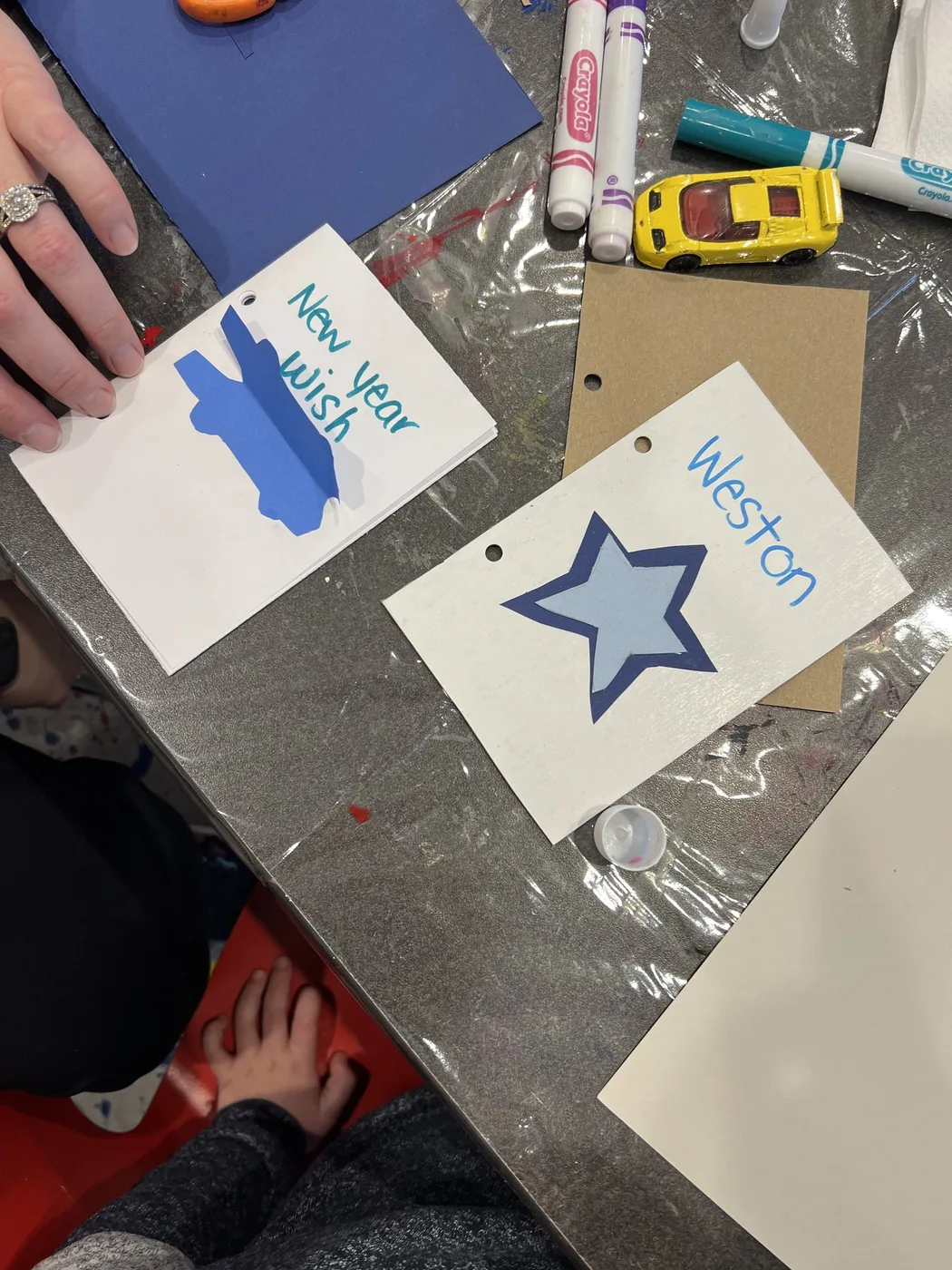 New Year wish cards with a paper star